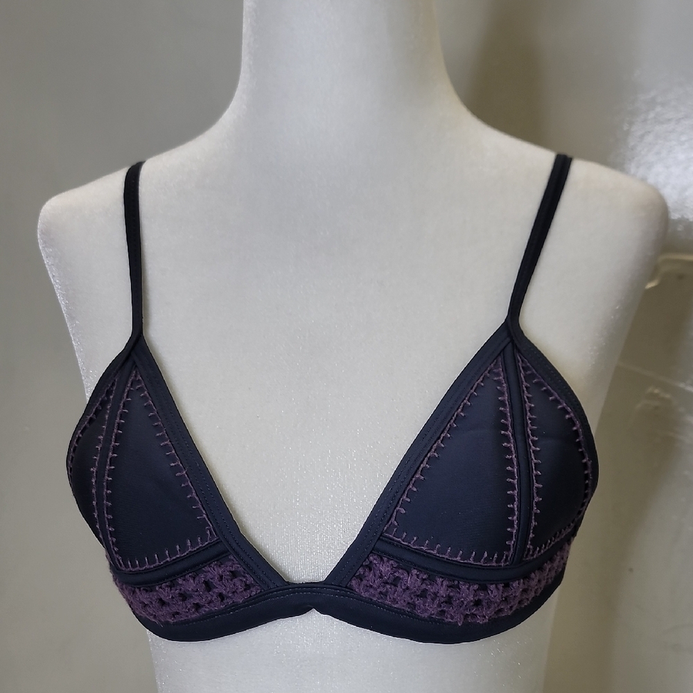 Triangl knit accent swim bra